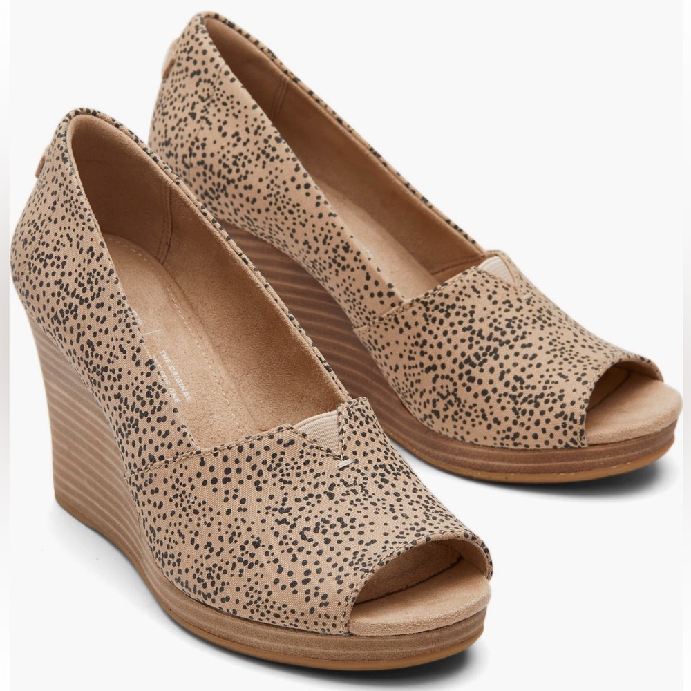 NEW TOMS Women's Tan Peep Toe Shoes